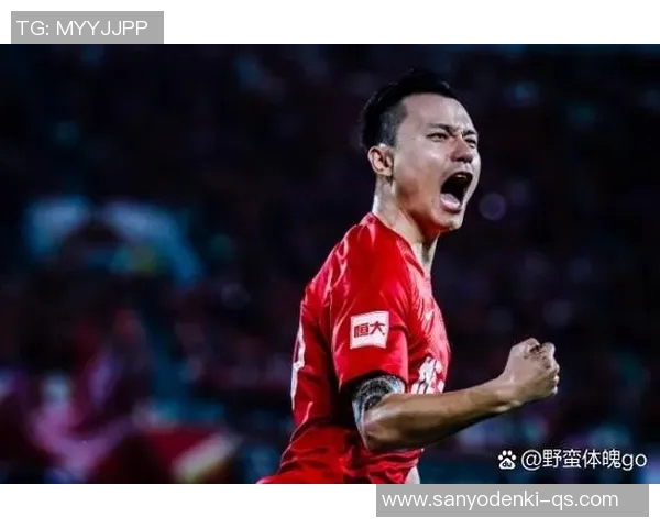 足球球王是如何在绿茵场上书写传奇人生的故事与成就